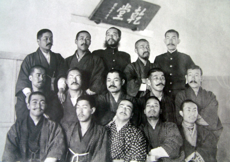 old1910_2.jpg