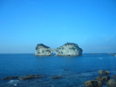 円月島